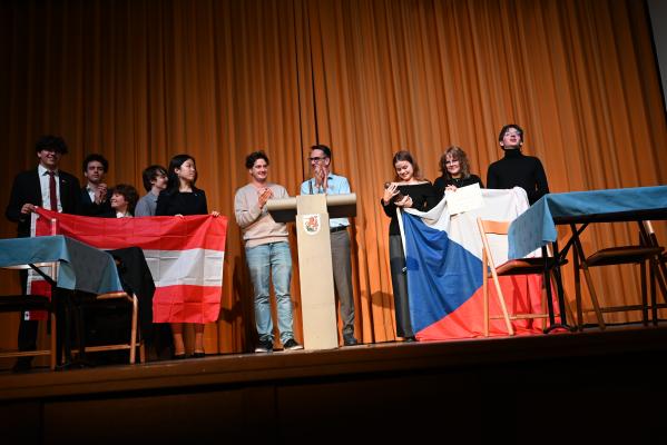 Mednarodni debatni turnir v Ljutomeru združil več kot 100 mladih govorcev