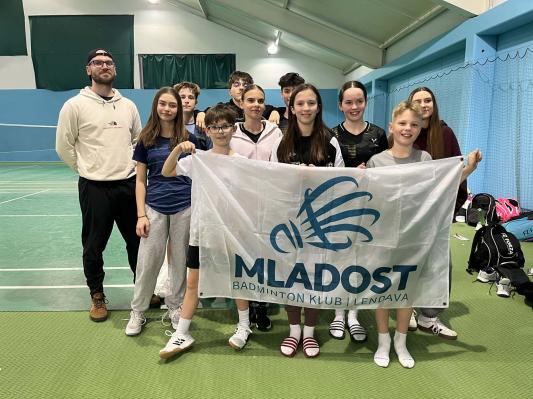 FOTO: Mladi badmintonisti iz Lendave osvojili številna odličja