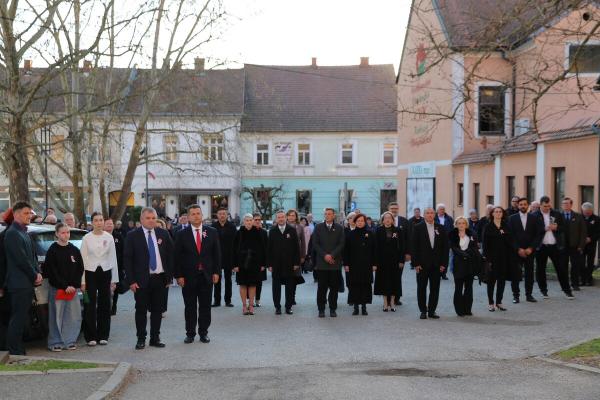 FOTO: V Lendavi obeležili spomin na marčno revolucijo in boj za svobodo
