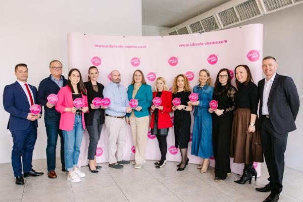 Izbrale mame: Radenska Naturelle s pečatom kakovosti