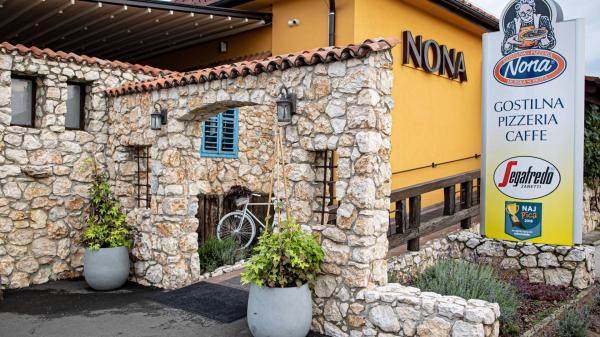 Priljubljeno pomursko gostilno obiskal ta legendarni košarkar