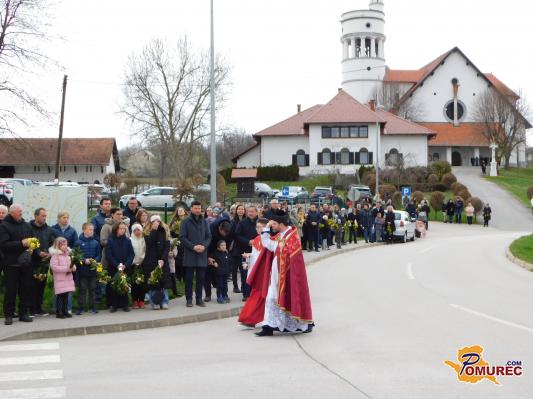 FOTO: Bogojina z bogato tradicijo, presmeci kot simbol vere in skupnosti