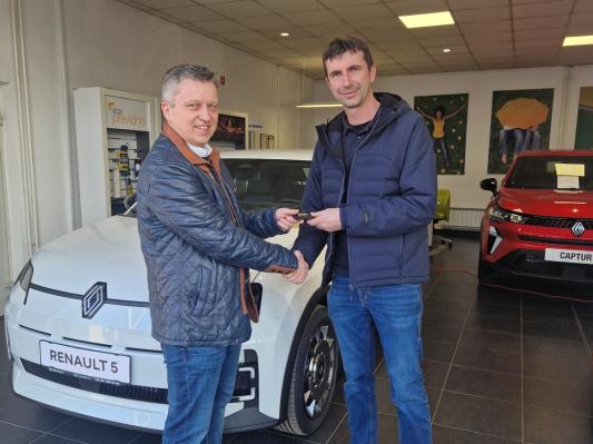 Zdravstveni dom Ljutomer na poti k popolnoma električnemu voznemu parku