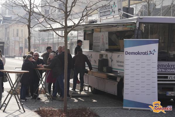 FOTO in VIDEO: Demokrati s FoodTruckom obiskali Pomurje