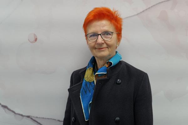 Zakaj nas bolijo sklepi? Revmatologinja Vlasta Petric razkriva najpogostejše vzroke