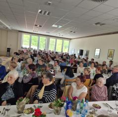 FOTO: V Splošni bolnišnici Murska Sobota združili 130 upokojenih sodelavcev