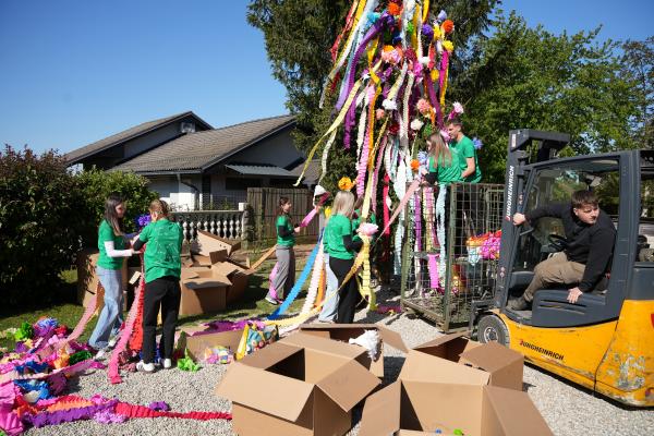 VIDEO: Praznovanje prvega maja združilo skupnost po vsej regiji