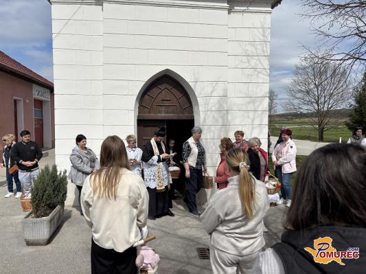 FOTO: Tudi v Tešanovcih in Bakovcih blagoslovili velikonočne jedi