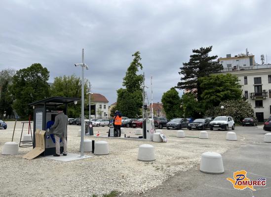 FOTO: Priljubljeno parkirišče že naslednji mesec plačljivo, toliko boste morali odšteti