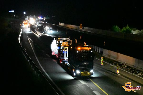 FOTO in VIDEO: Zaradi izrednega tovora ustavili promet na pomurski avtocesti