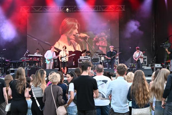 Mladi glasbeniki, to je zadnji klic za Odprti oder Gledališča Park!