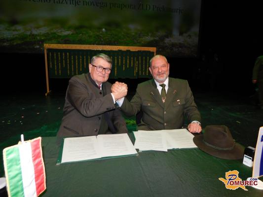 FOTO: Slovenski in madžarski lovci podpisali zgodovinski sporazum 