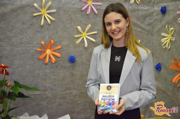 Pomurka Eva Novak Ime tedna na Valu 202