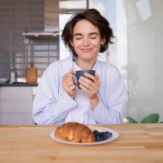 Viralni recept za zajtrk, ki navdušuje: okus kot sladica, a brez slabe vesti