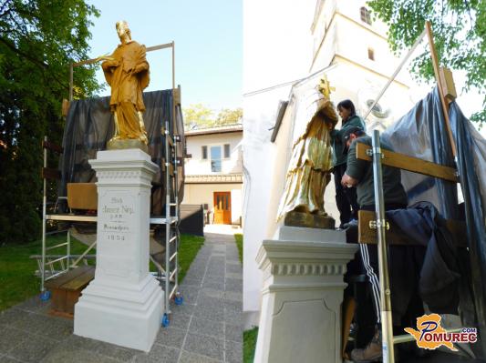 FOTO: Kip svetega Janeza Nepomuka v Križevcih zasijal v obnovljeni podobi 