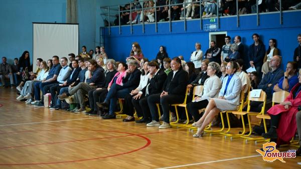 VIDEO: Mladi v Murski Soboti povezali znanje, tehnologijo in ustvarjalnost