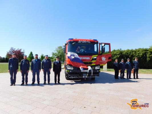 FOTO: V Križevcih blagoslovili novo najsodobnejše gasilsko vozilo