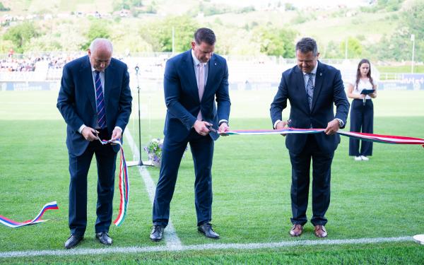 FOTO in VIDEO: V Lendavi slavnostno predali prenovljeno igralno površino