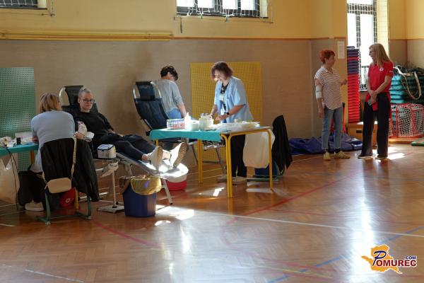 FOTO in VIDEO: Krvodajalska akcija Čarno-bejla krf privabila številne darovalce