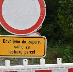 Vozniki, pozor! V soboški občini podaljšana zapora ceste, že čez nekaj dni pa sledi nova