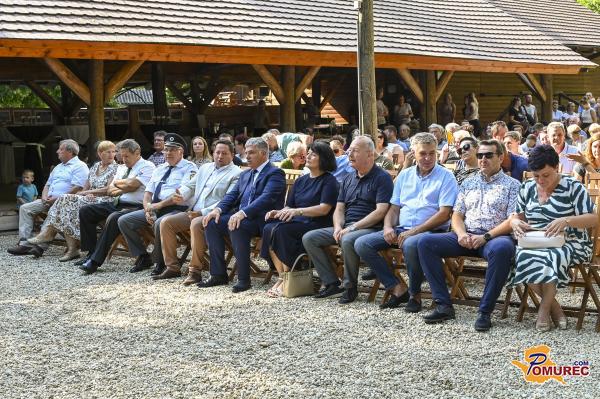 FOTO: Na Otoku ljubezni se spomnili dneva, ko je Slovenija postala samostojna