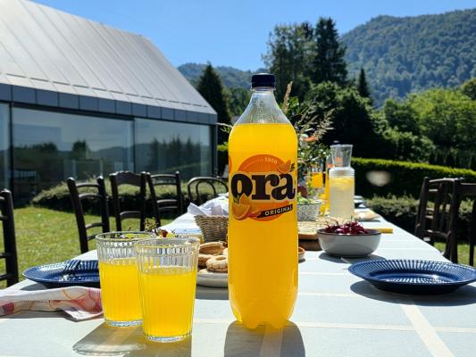 60 let priljubljene pijače