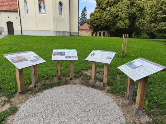 Kančevci dobili nove informativne table: obiskovalci bodo spoznali skrite zgodbe Goričkega