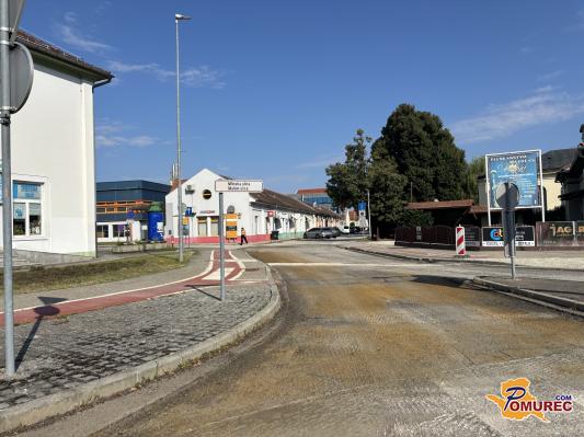 FOTO: V Lendavi dela za več kot 330 tisoč evrov: obnavljajo kanalizacijo, cesto in urejajo nova parkirišča