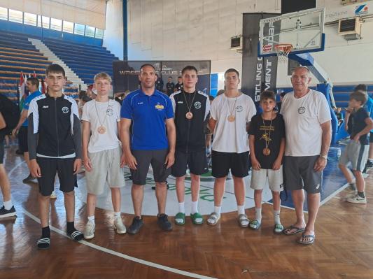 FOTO: Pet bronastih medalj za rokoborce Murske Sobote na Zadar Open