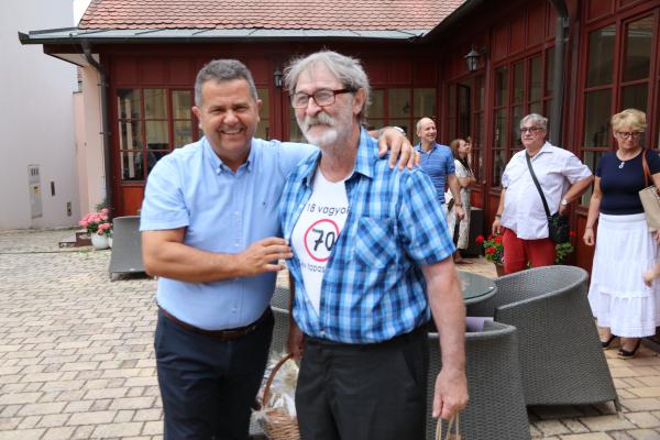 FOTO: Lajos Bence praznoval 70 let, ob jubileju mu je čestital tudi lendavski župan