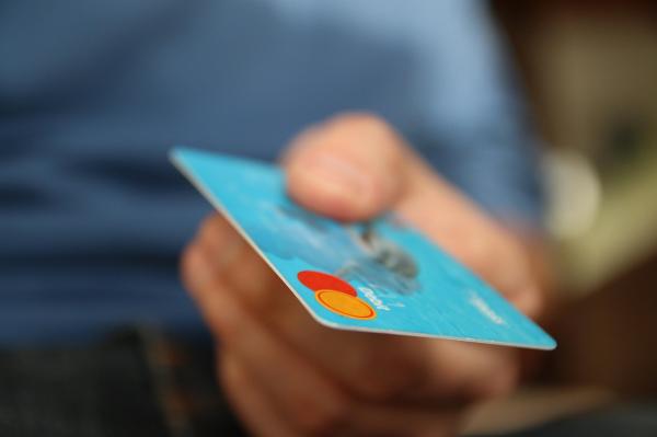 V Pomurju tatvine, goljufije in zloraba plačilne kartice, danes tudi poostrene meritve hitrosti