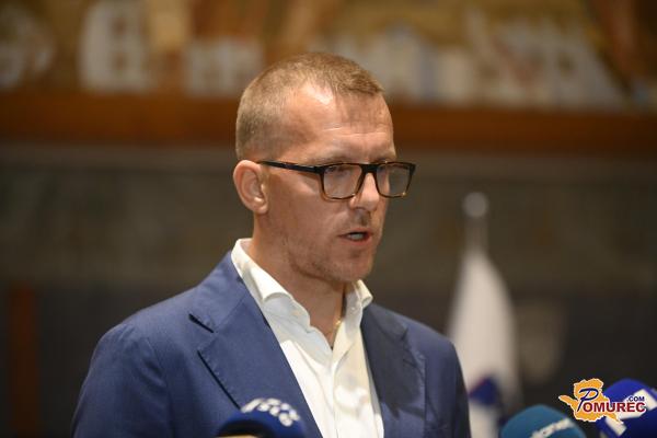 Mijič se je opravičil Sloveniji, dolgove naj bi poravnal do konca leta