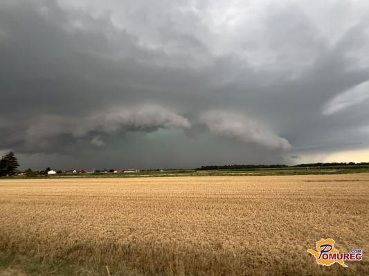 Pomurju danes spet grozijo močnejše nevihte, vročina se bo nadaljevala