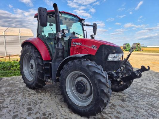 Neznanci ponoči v Pomurju odpeljali traktor, lastniki zdaj prosijo za pomoč