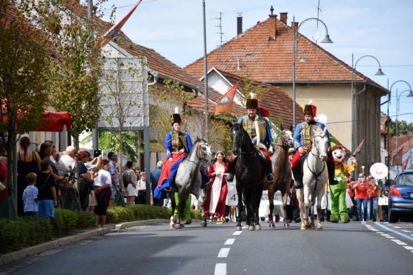 FOTO in VIDEO: Lendavska trgatev znova oživila staro mestno jedro
