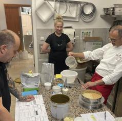 Priljubljena slaščičarna in kavarna zapira kuhinjo: »Iskreno se vam zahvaljujemo za podporo«