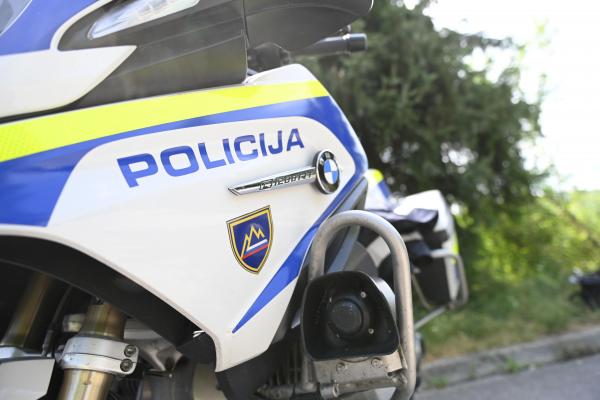 V Pomurju obravnavali utopitev v gramoznici, več kaznivih dejanj in 19 tujcev