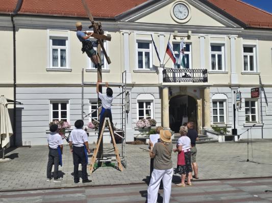 FOTO: V središču Ljutomera zapel klopotec