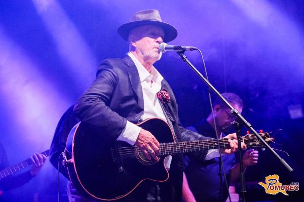 FOTO in VIDEO: Vlado Kreslin z Malimi bogovi pričaral poseben večer v Gornji Radgoni