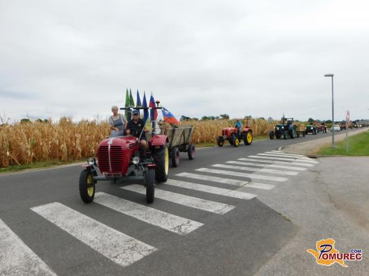 FOTO: Starodobniki zavzeli prekmursko ravnico 