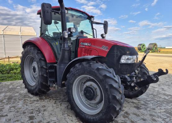 Ukradli traktor za 60 tisočakov, policija razkriva podrobnosti in prosi za pomoč