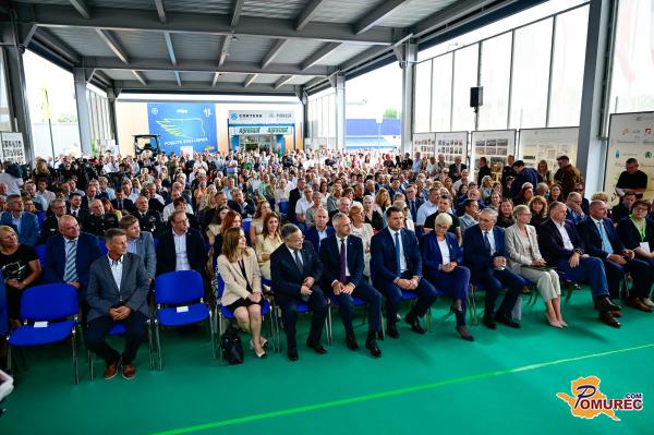 FOTO in VIDEO: Predsednica Nataša Pirc Musar odprla 64. sejem AGRA