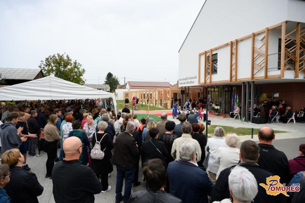 FOTO in VIDEO: V Dobrovniku odprli novi dom starejših