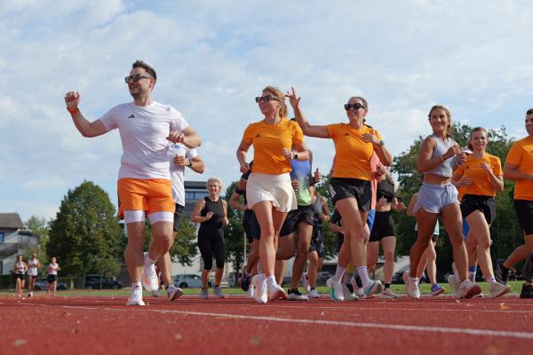 FOTO in VIDEO: Šest ur gibanja in dobre volje za pomoč soboški porodnišnici