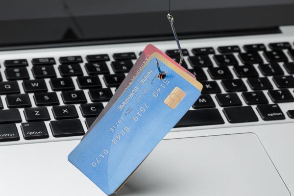 Prejeli ste ponudbo za subvencijo? Nikar ne klikajte, lahko vas drago stane