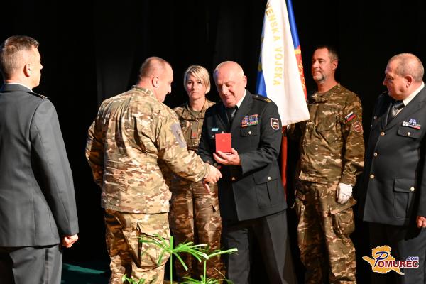 FOTO in VIDEO: 75. Teritorialni polk v Murski Soboti zaznamoval prvo obletnico