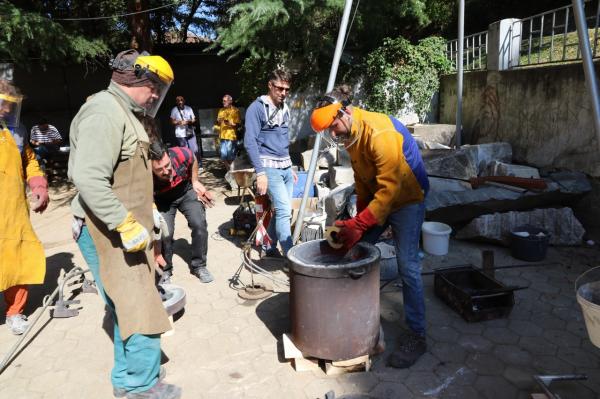 FOTO: V Lendavi umetniške zamisli znova dobile bronasto podobo