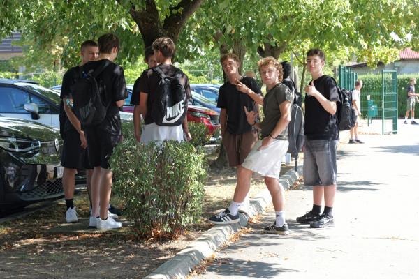 FOTO in VIDEO: Počitnic je konec, dijaki znova napolnili Mursko Soboto