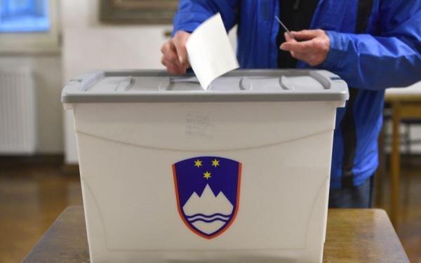 Velika sprememba pred lokalnimi volitvami, ti volivci ostajajo brez volilne pravice