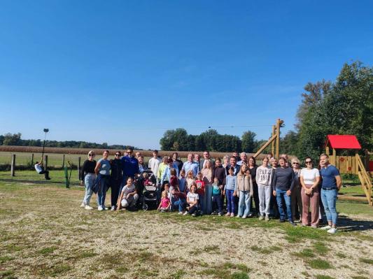 FOTO: Priljubljeni park dobil novo podobo, otroci imajo razlog za veselje